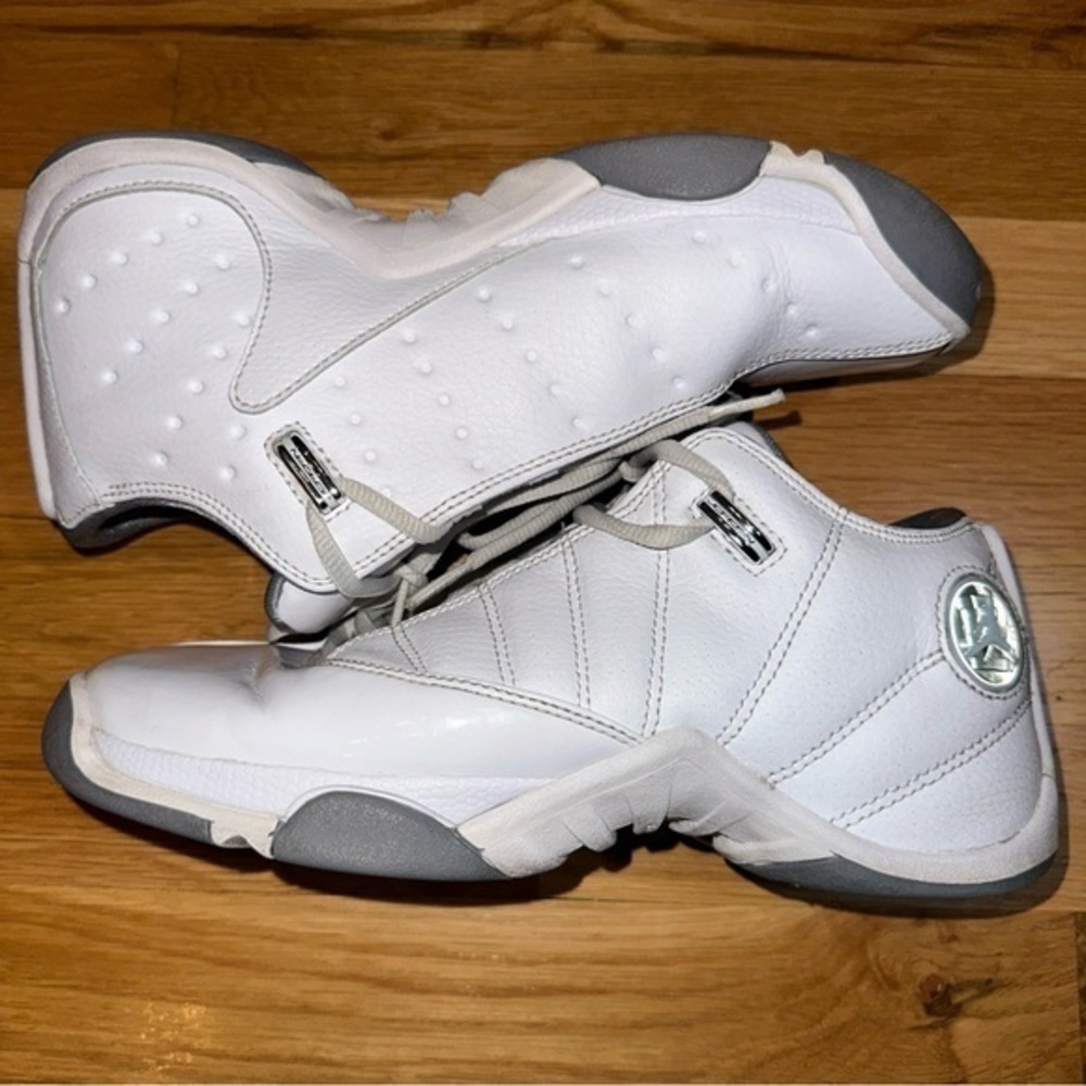 Size 6.5 - Jordan 12.5 Team Low White‎